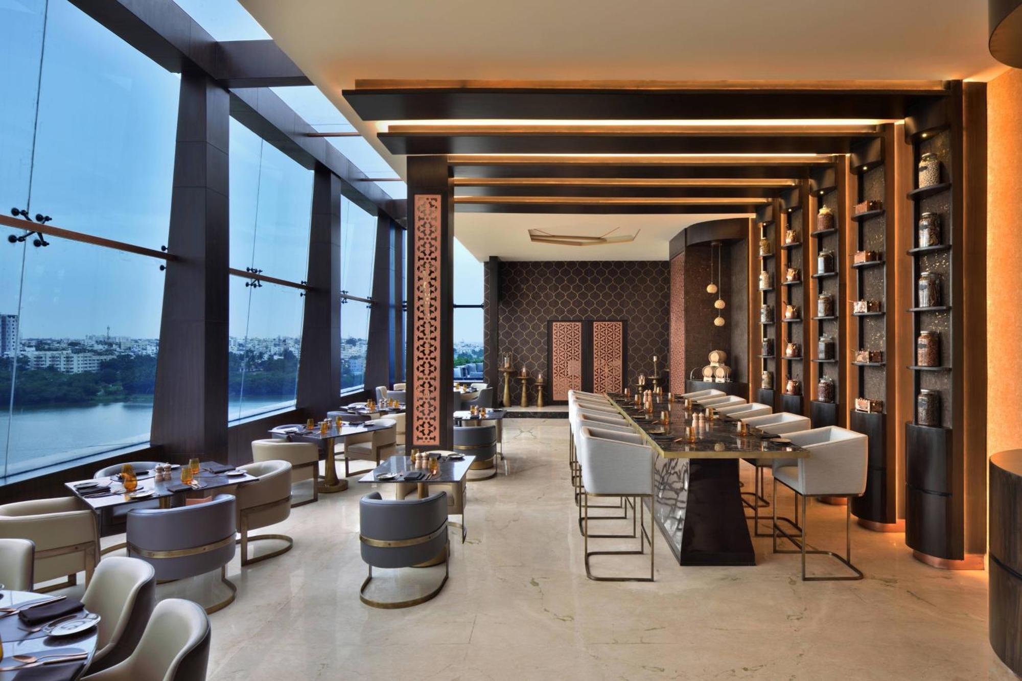 Hotel Courtyard By Marriott Bengaluru Hebbal Esterno foto