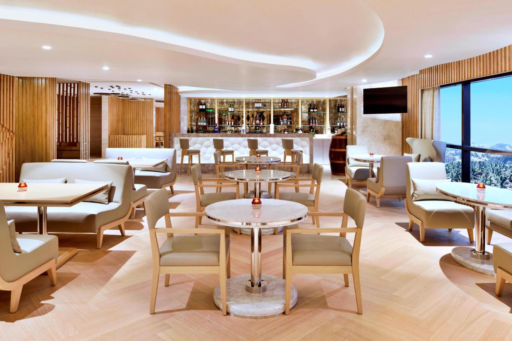 Hotel Courtyard By Marriott Bengaluru Hebbal Esterno foto