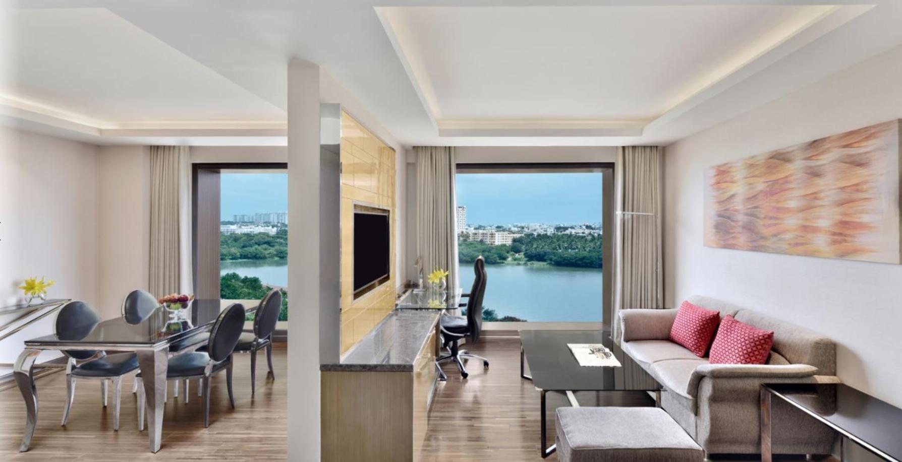 Hotel Courtyard By Marriott Bengaluru Hebbal Esterno foto